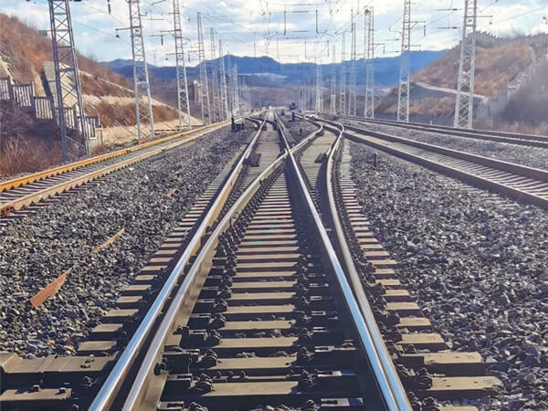 Heavy-haul Single Turnout onZhang Tang Railway